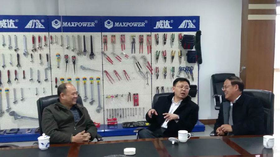 济南政和科技公司董事长参观j9九游会平台集团(图3)