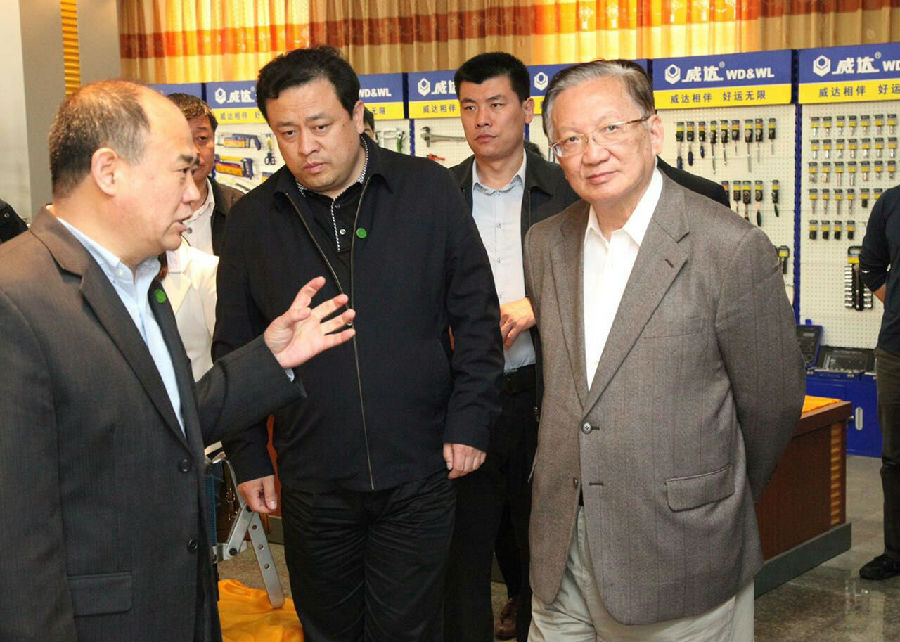 原国务委员、外交部部长唐家璇视察j9九游会平台工具集团(图3)