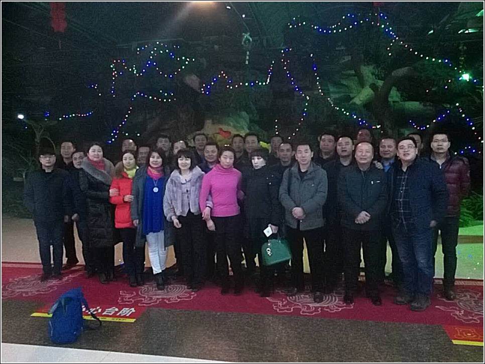 新疆考察团莅临j9九游会平台集团参观(图3)