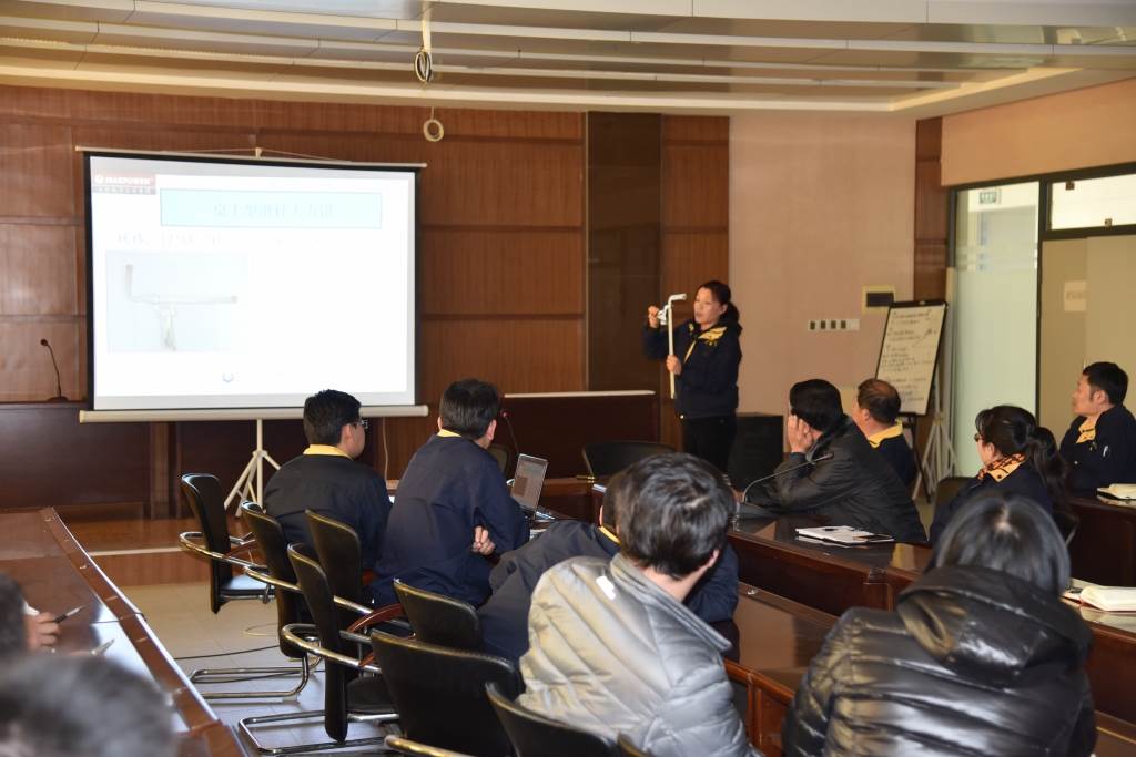 j9九游会平台工具集团开展多项业务培训(图7)